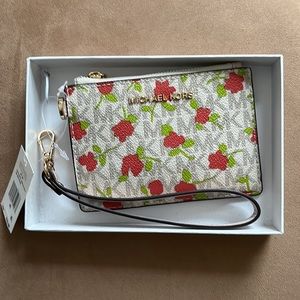 Michael Kors wallet NWT